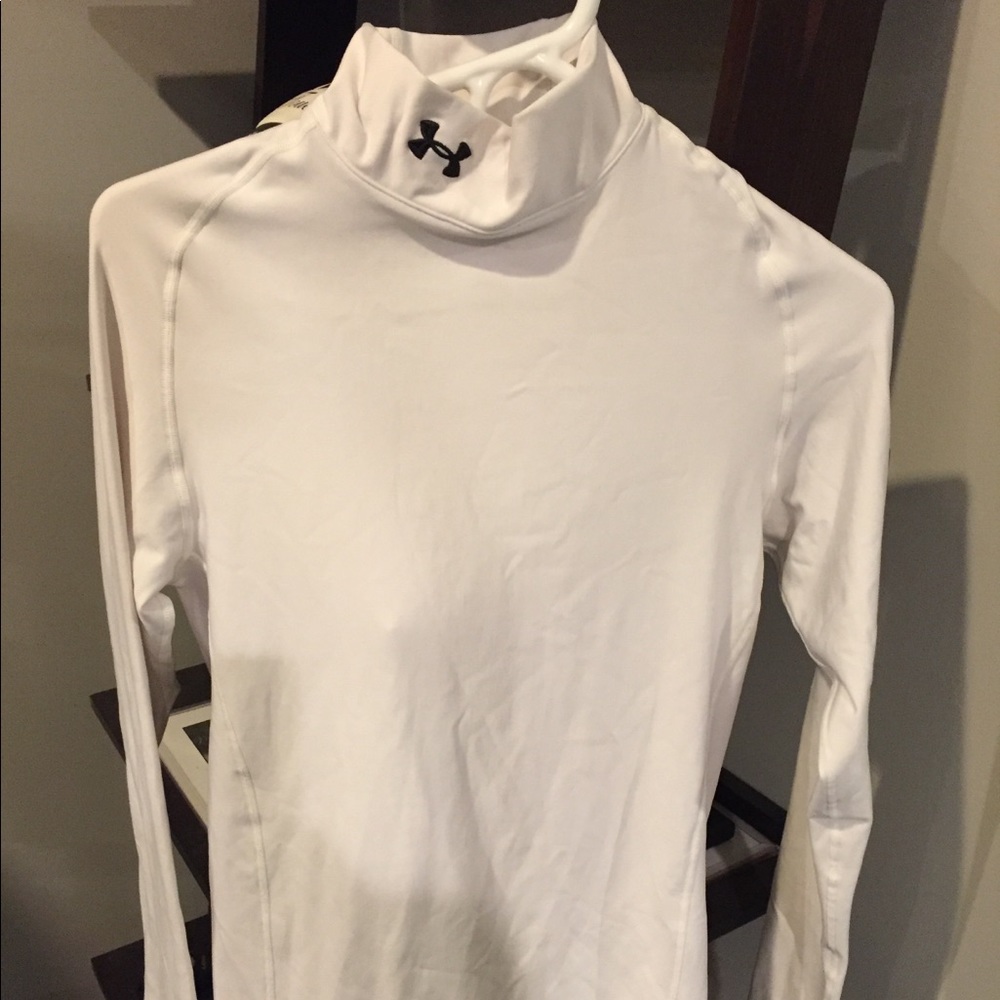Turtle neck under shirt